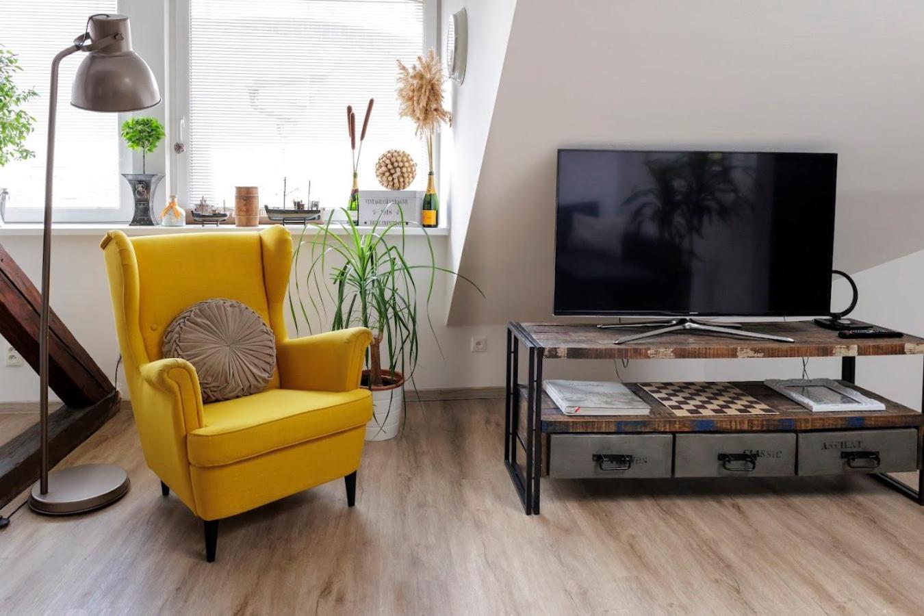 Vip Apartment In Old Town With Free Parking 布拉迪斯拉发 外观 照片